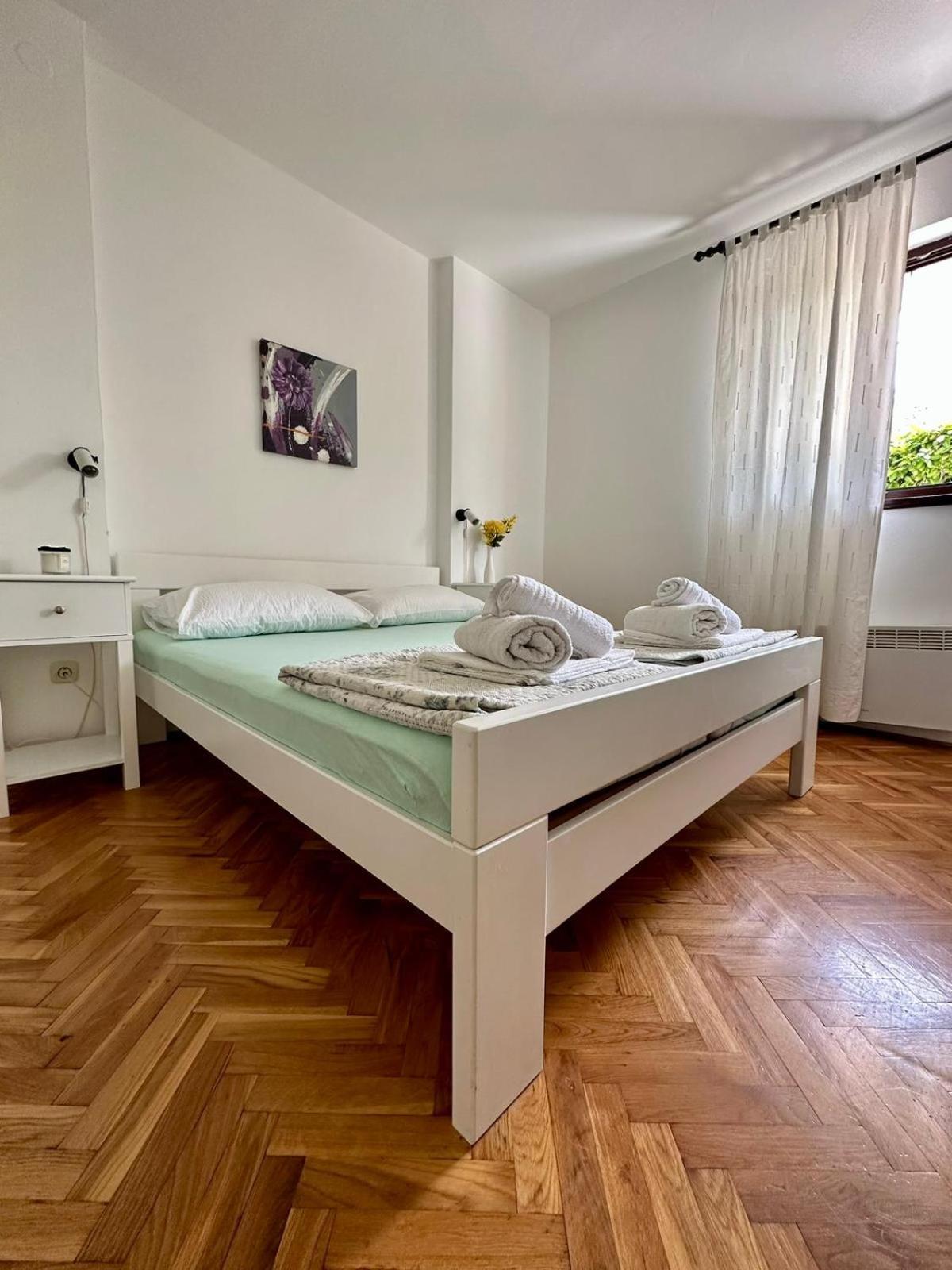 Delfin Apartments 자다르 외부 사진